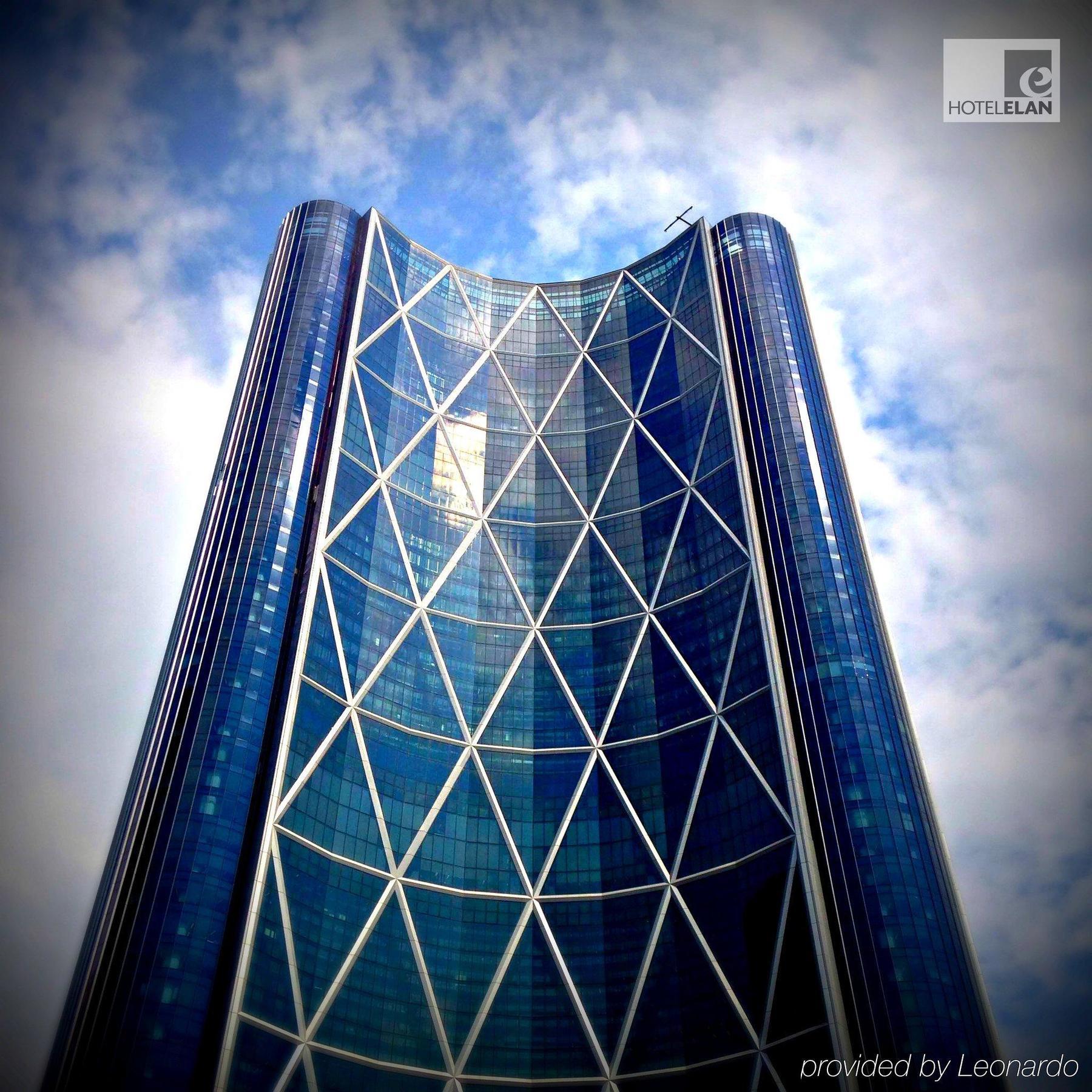 Elan Hotel