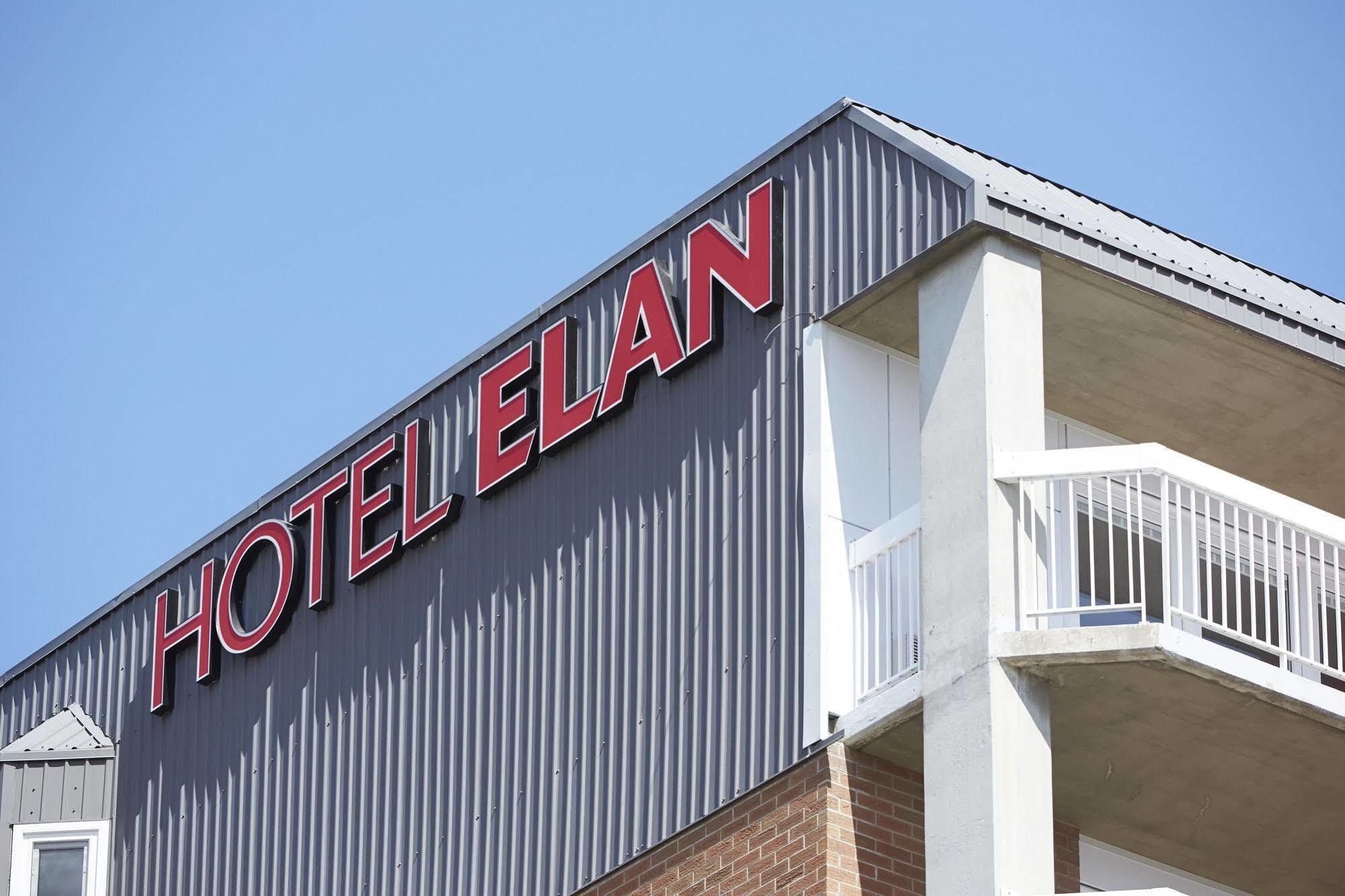 Elan Hotel 4*