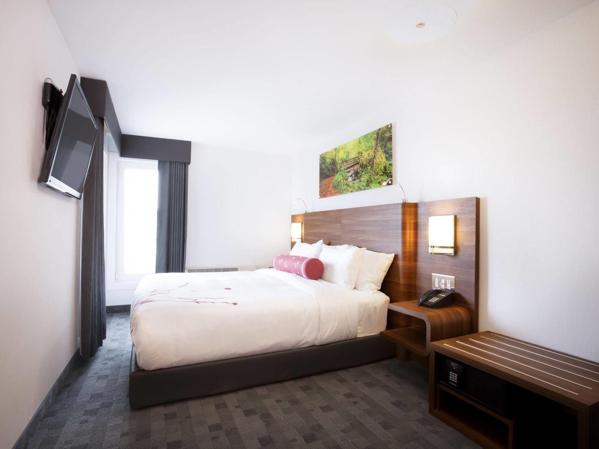 Hotel Elan Calgary